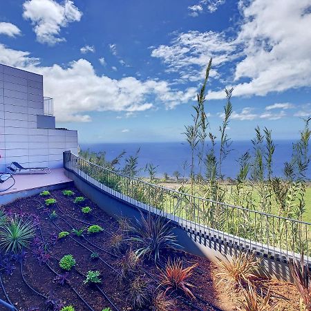 Over The Cliff Apartment By Lovelystay 푼샬 외부 사진
