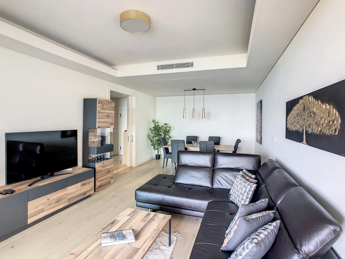 Over The Cliff Apartment By Lovelystay 푼샬 외부 사진