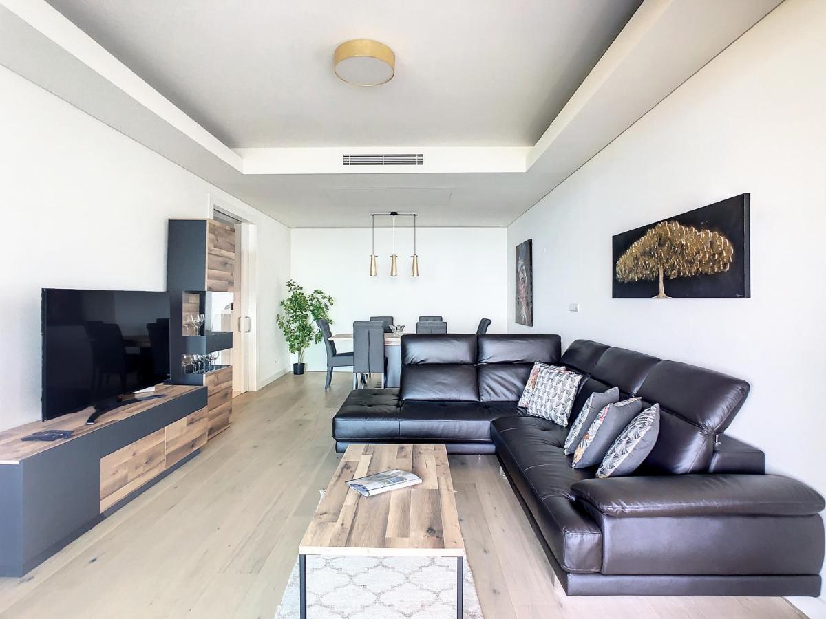 Over The Cliff Apartment By Lovelystay 푼샬 외부 사진